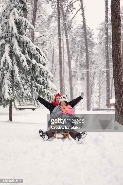 15,195 Teen Snow Stock Photos & High